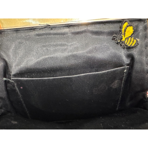 VTG Purse Tapestry Petit Point Needlepoint Floral Mother Pearl Frame Clutch Bag - Picture 7 of 11